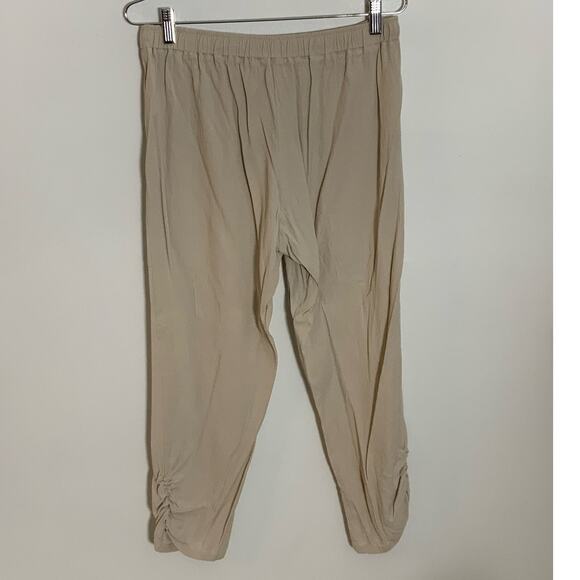 Natalie Busby Cream Cropped Pants - Picture 3 of 6